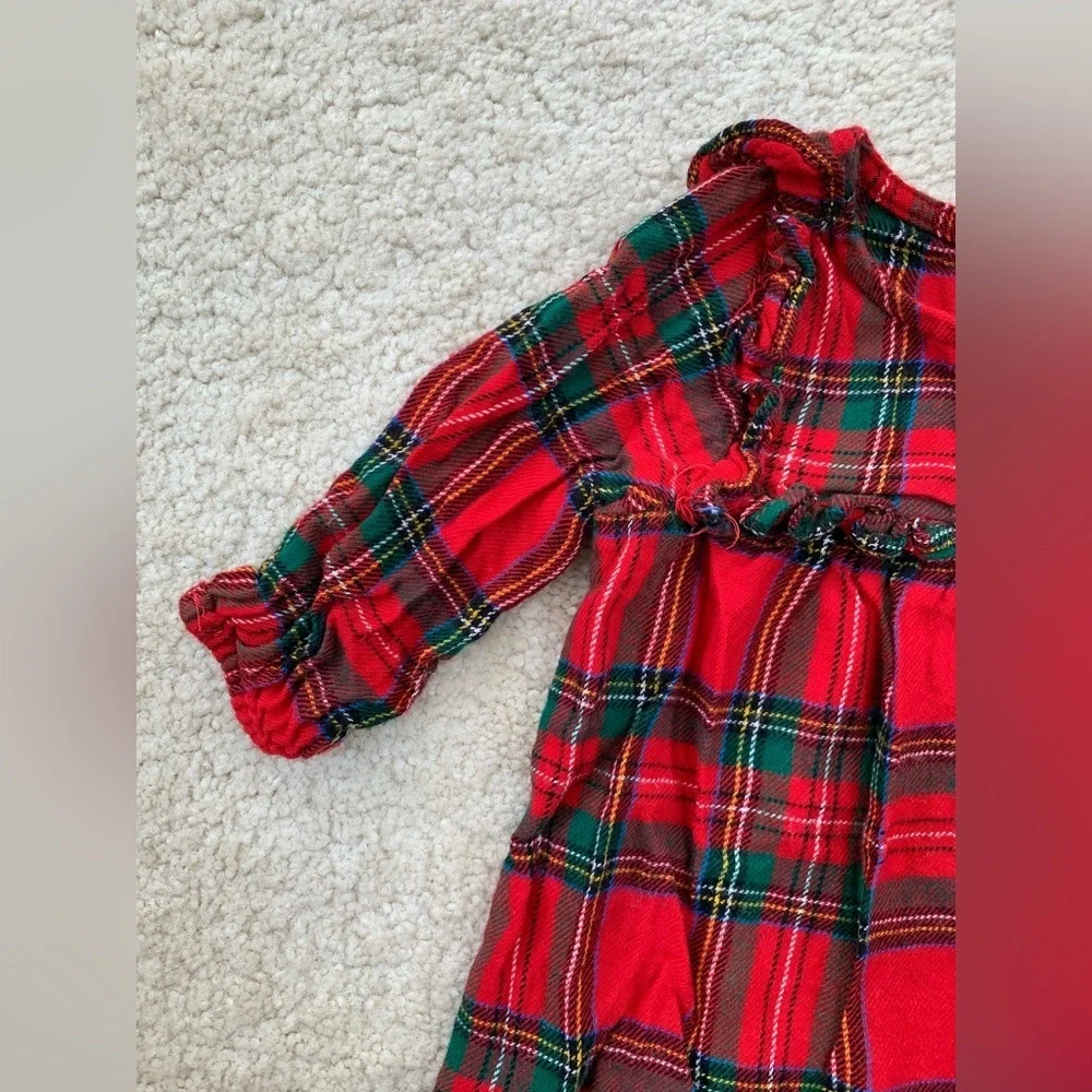 Old Navy Size 3-6 Months Holiday Plaid Ruffle Dress